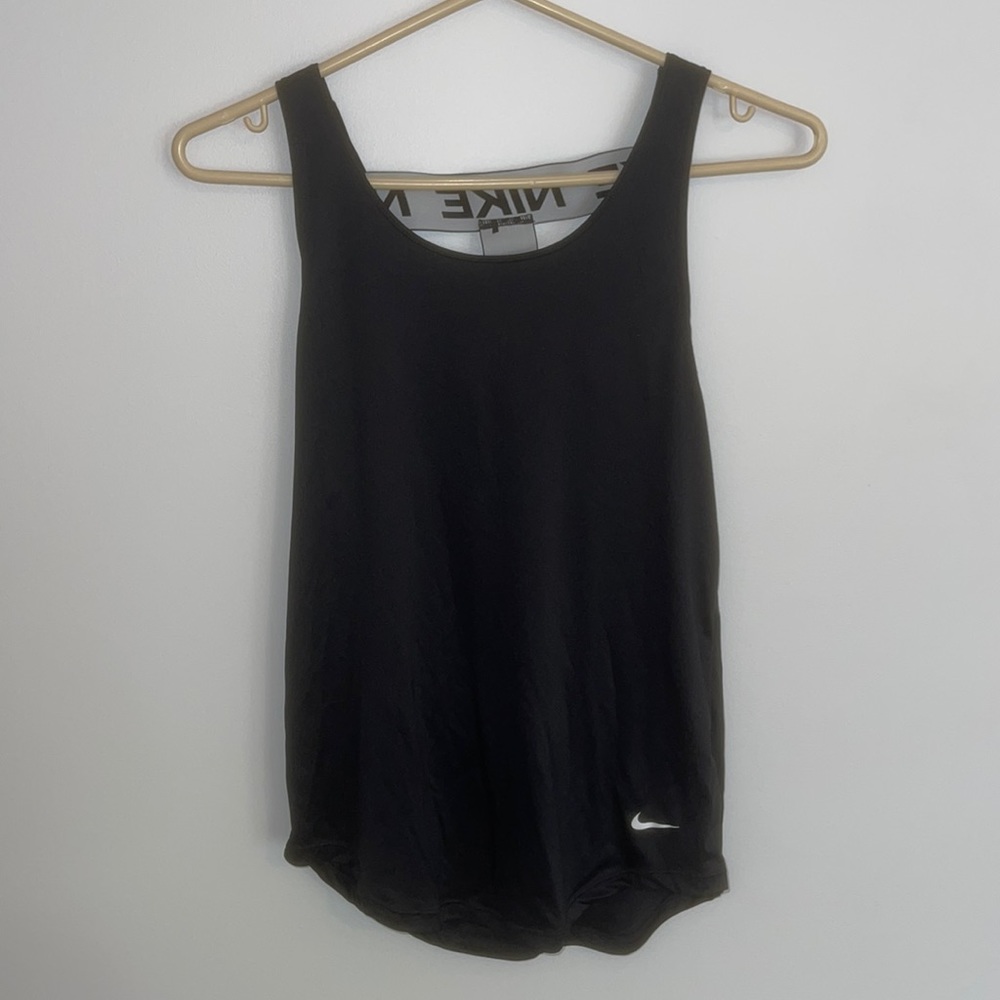Nike Open Back Workout Tank Top